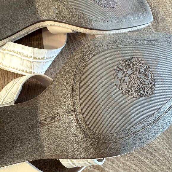 Vince Camuto | Saygan Noli Taupe Leather Sandal | Women’s Size 9.5 - Picture 11 of 12